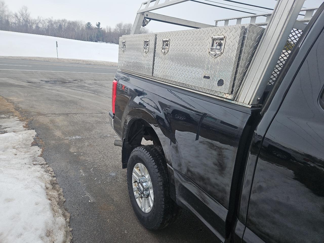 Ford Super Duty F-250 SRW XLT 4WD SuperCab 6.75' Box 2017