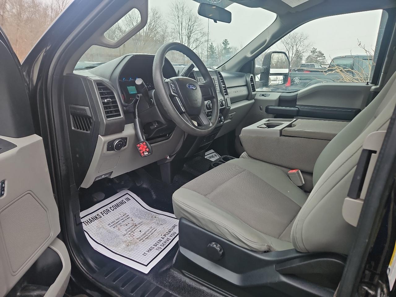 Ford Super Duty F-250 SRW XLT 4WD SuperCab 6.75' Box 2017