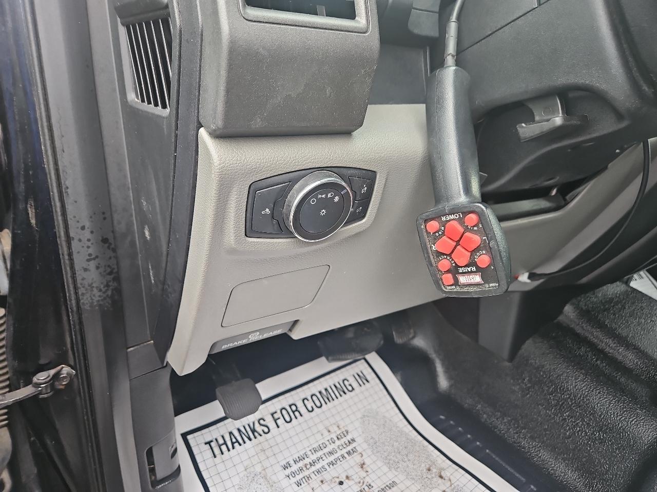 Ford Super Duty F-250 SRW XLT 4WD SuperCab 6.75' Box 2017