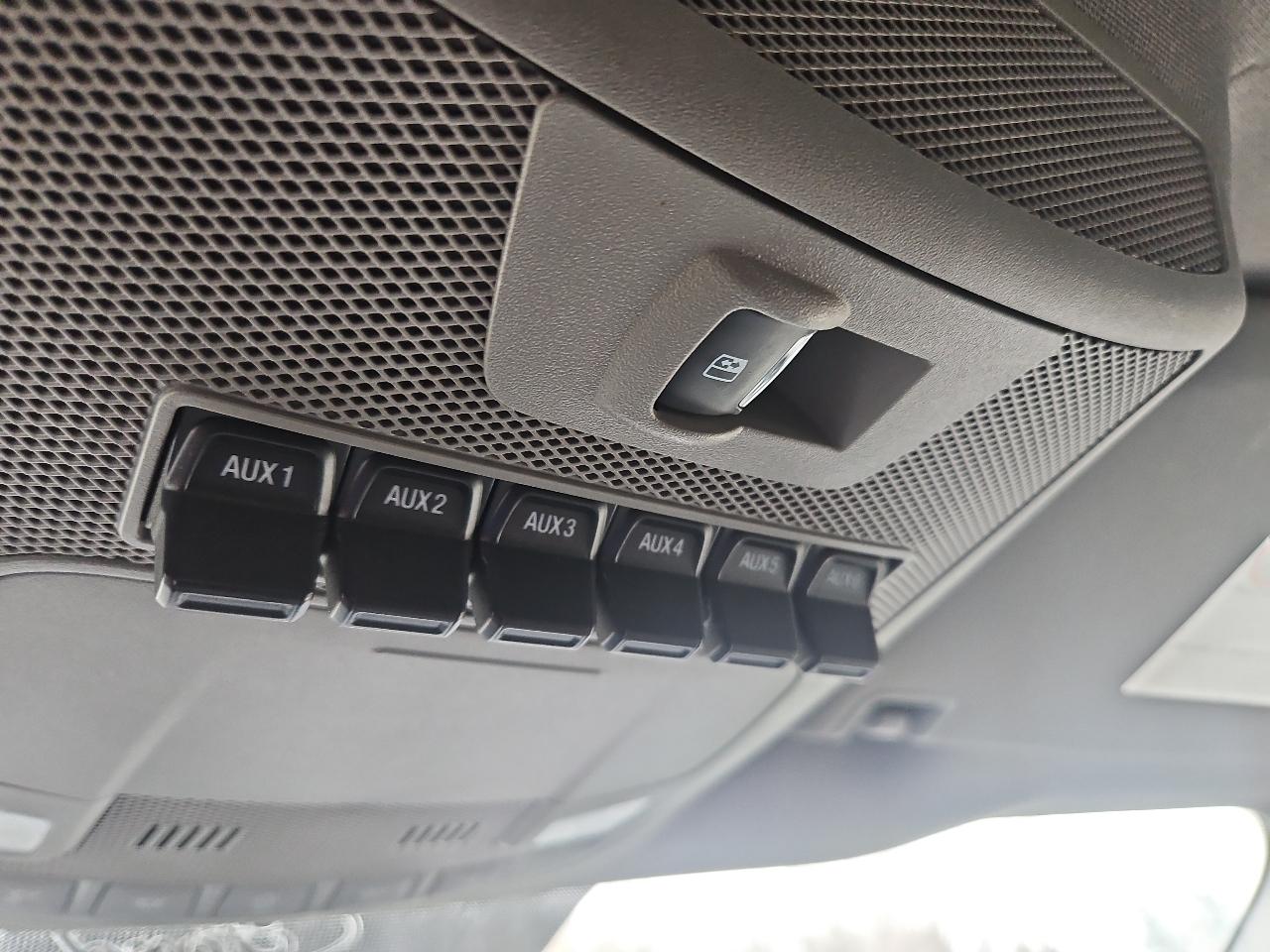 Ford Super Duty F-250 SRW XLT 4WD SuperCab 6.75' Box 2017