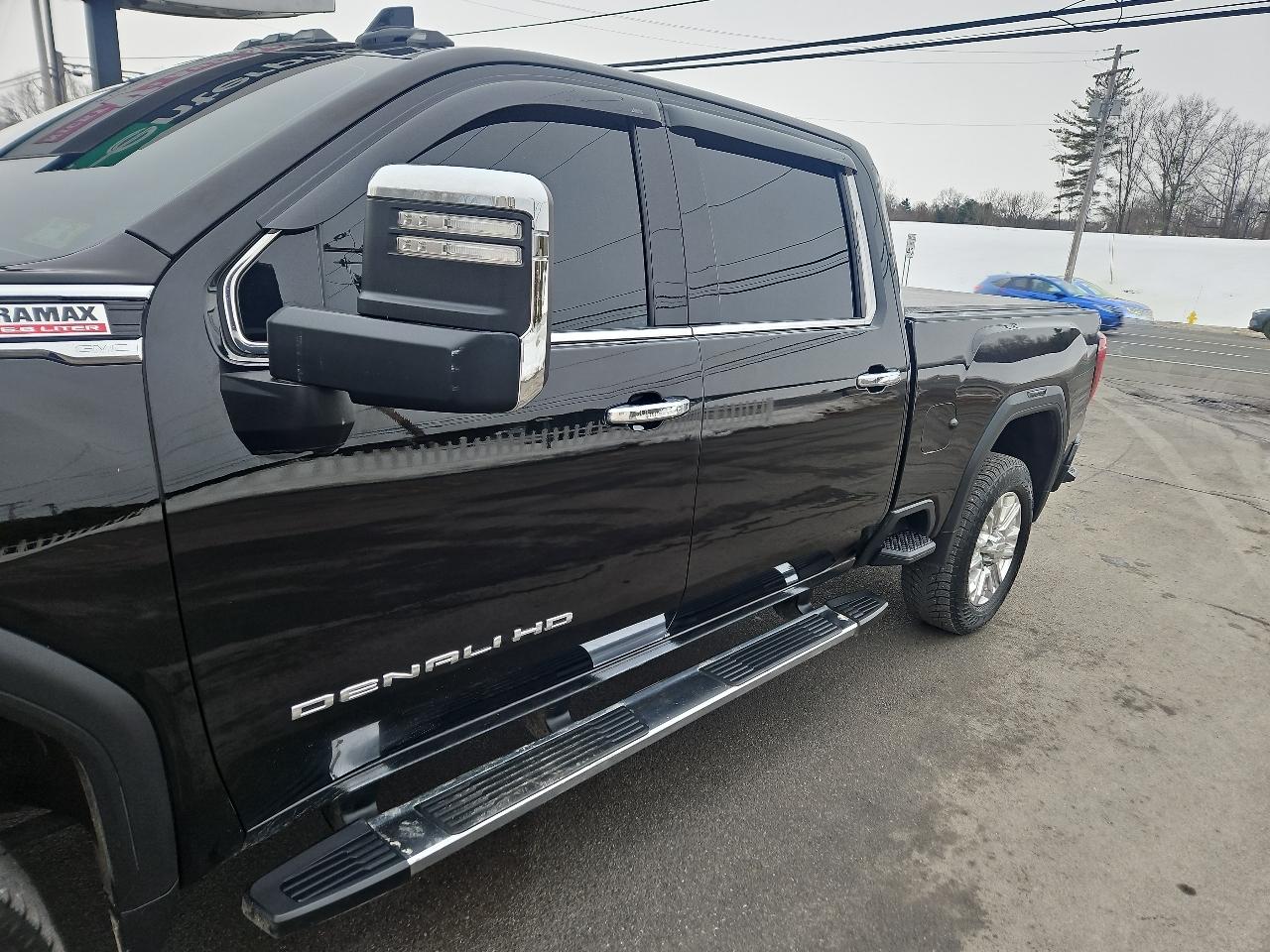 GMC Sierra 2500HD 4WD Crew Cab 159" Denali 2022