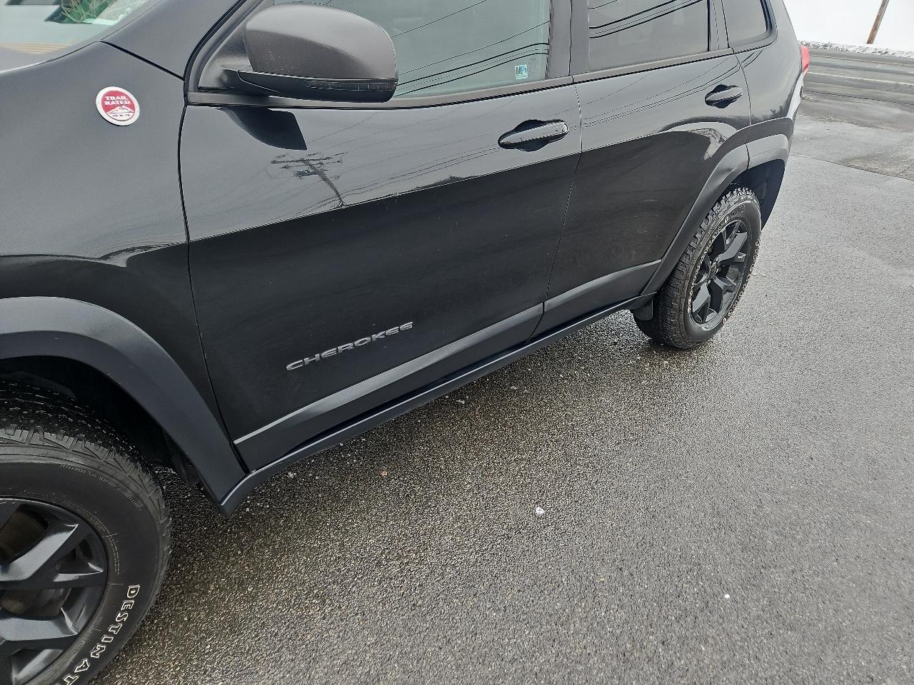 Jeep Cherokee 4WD 4dr Trailhawk 2016