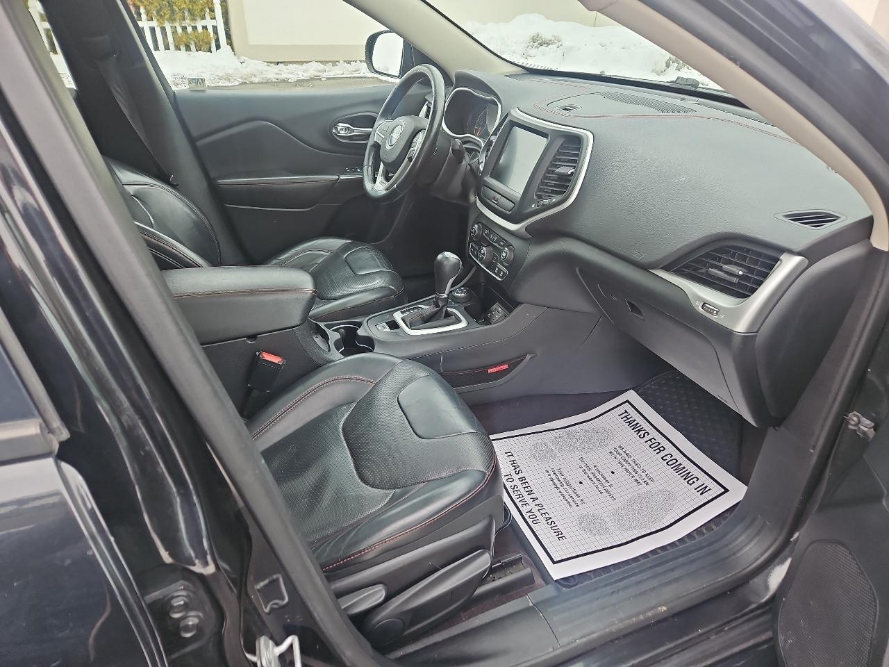 Jeep Cherokee 4WD 4dr Trailhawk 2016