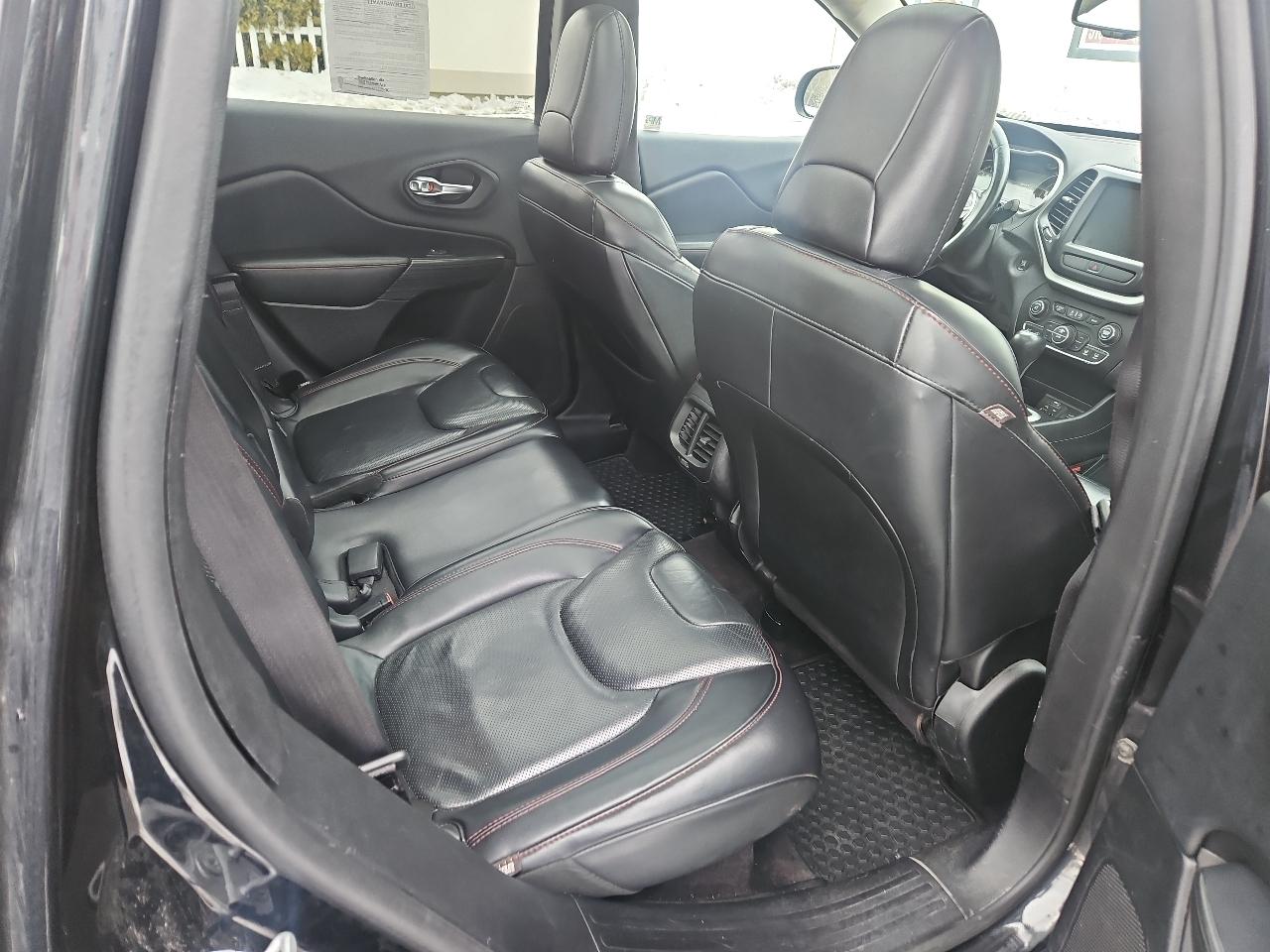 Jeep Cherokee 4WD 4dr Trailhawk 2016