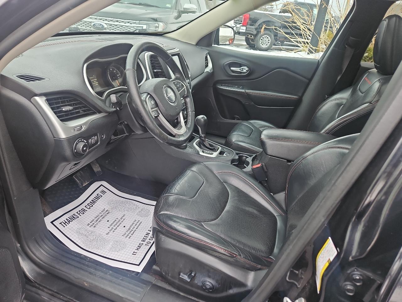 Jeep Cherokee 4WD 4dr Trailhawk 2016