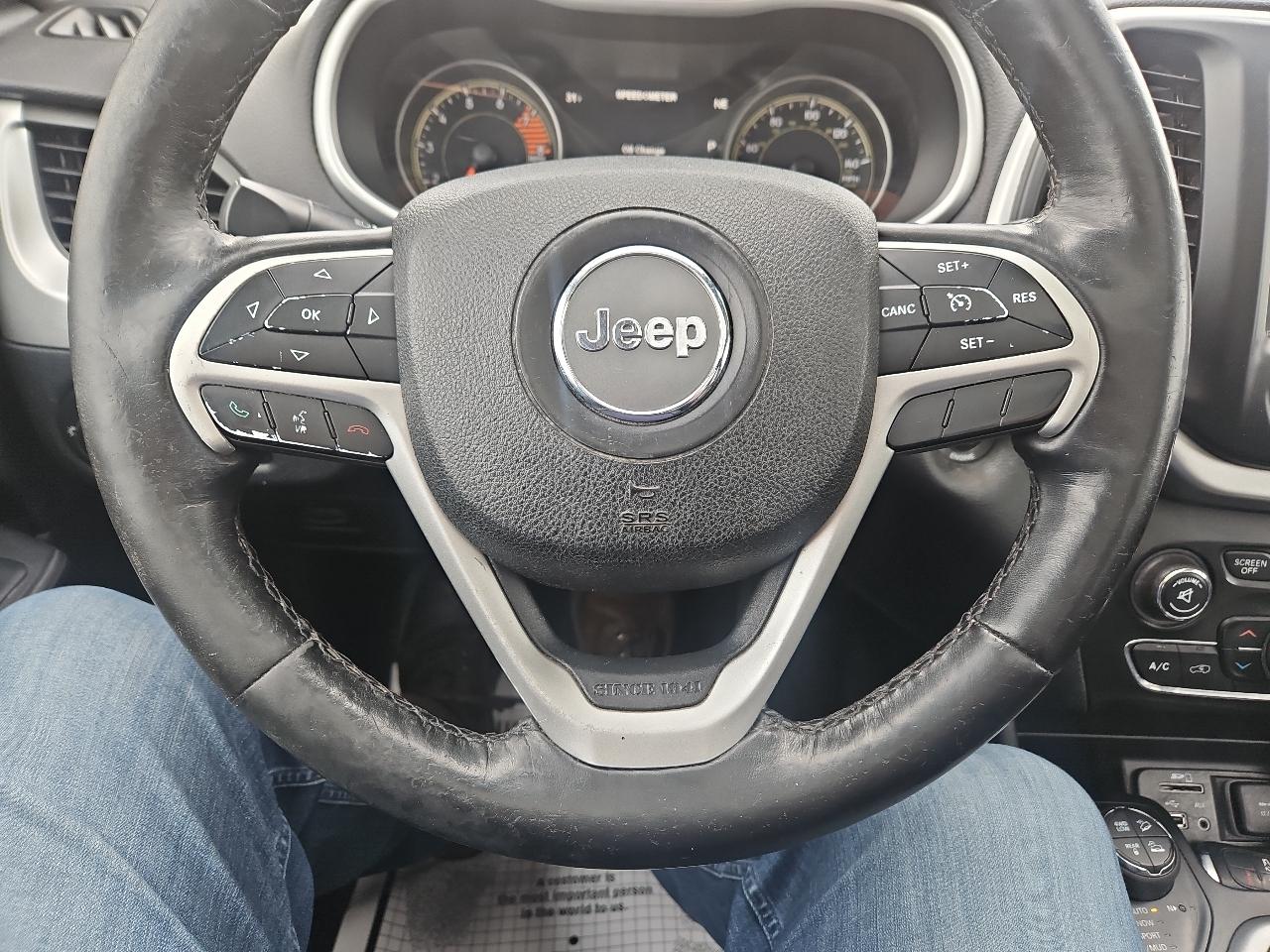 Jeep Cherokee 4WD 4dr Trailhawk 2016