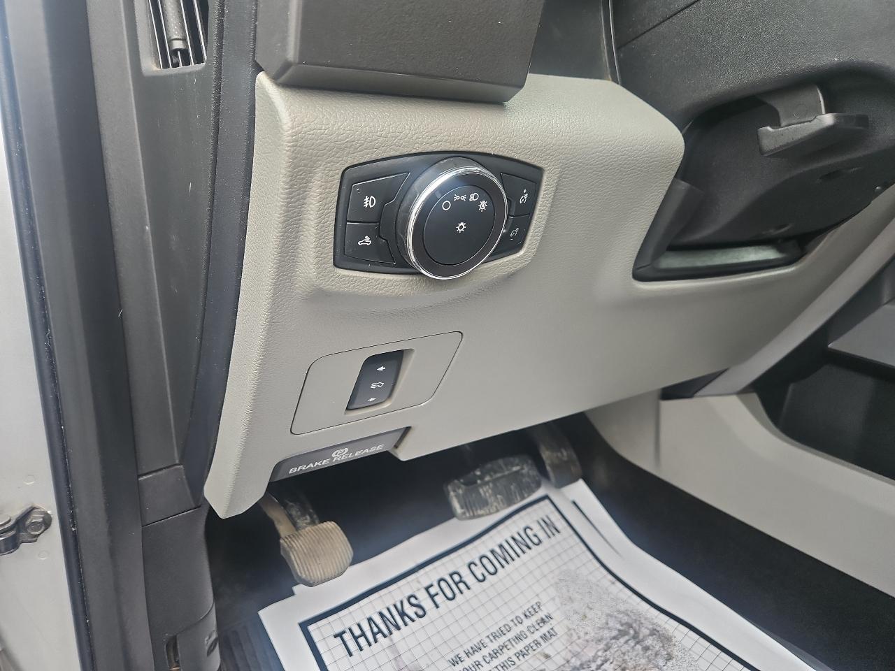 Ford Super Duty F-250 SRW XLT 4WD SuperCab 6.75' Box 2017