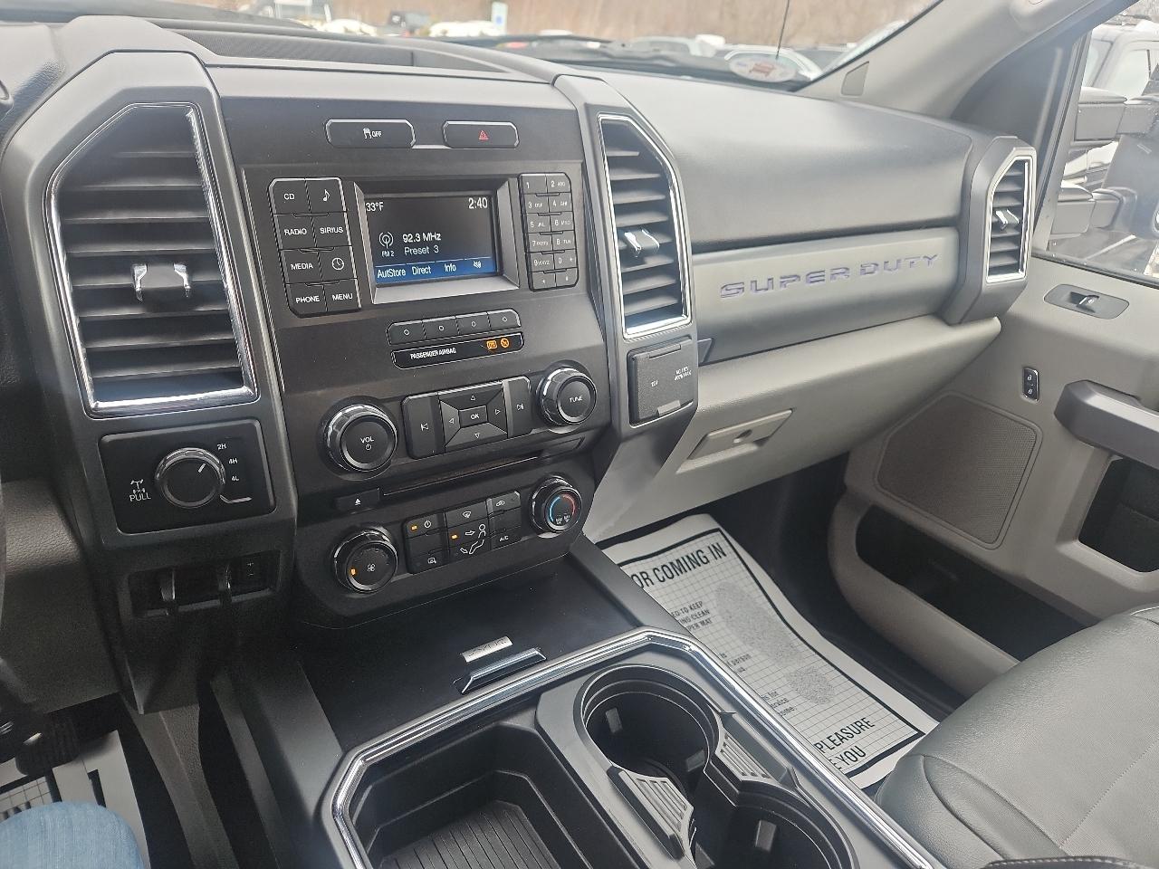 Ford Super Duty F-250 SRW XLT 4WD SuperCab 6.75' Box 2017