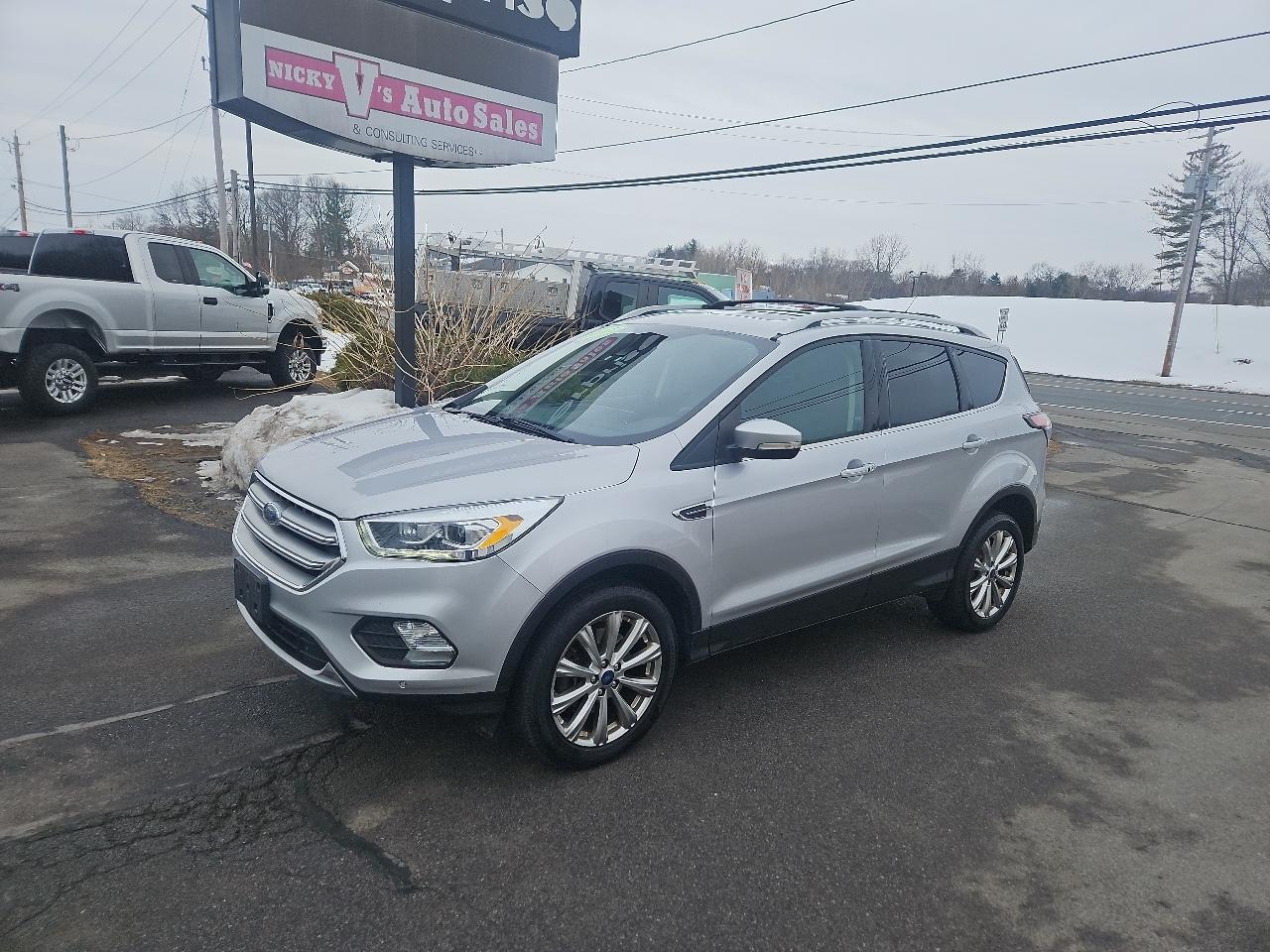 Ford Escape Titanium 4WD 2017