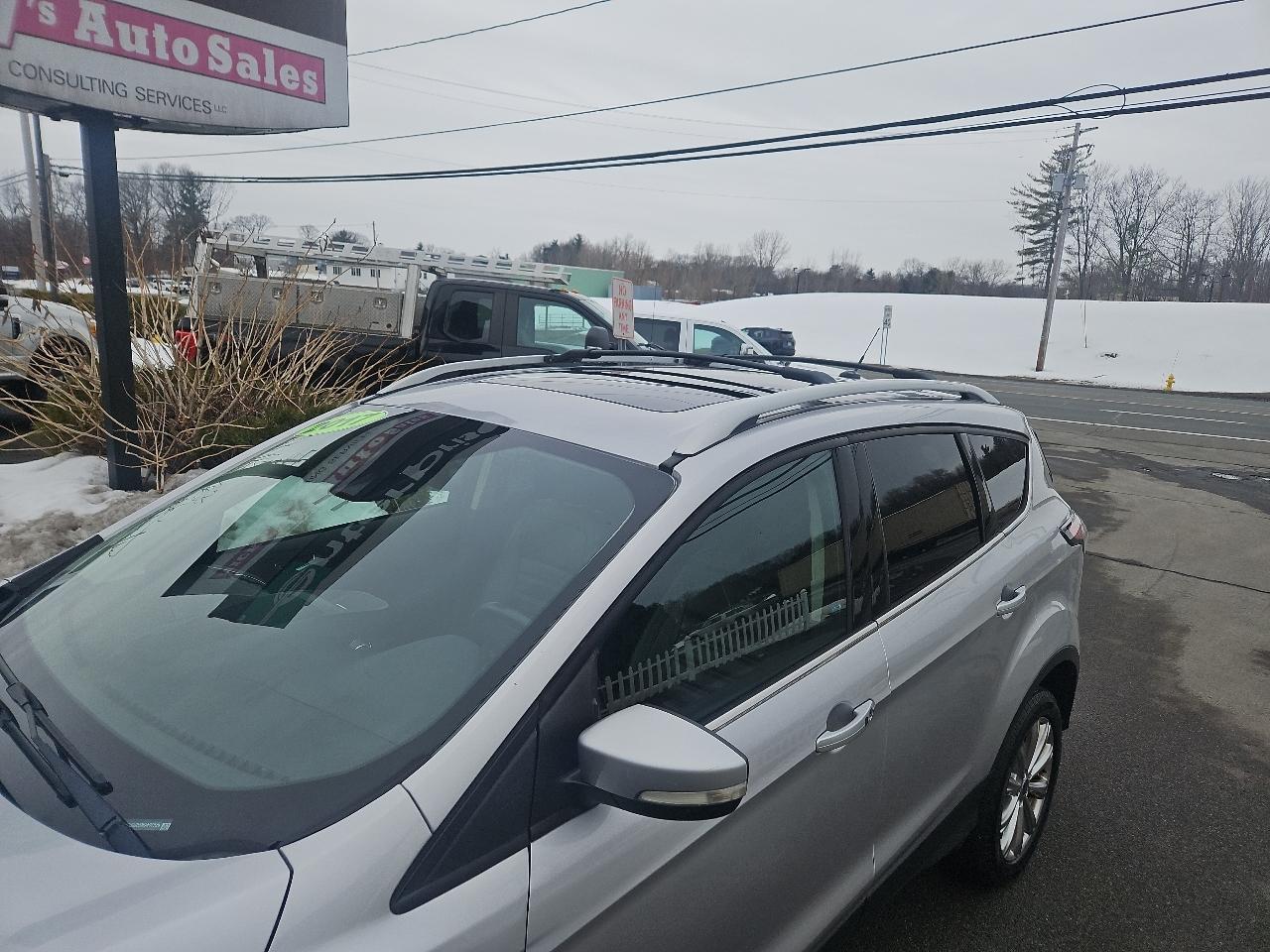 Ford Escape Titanium 4WD 2017