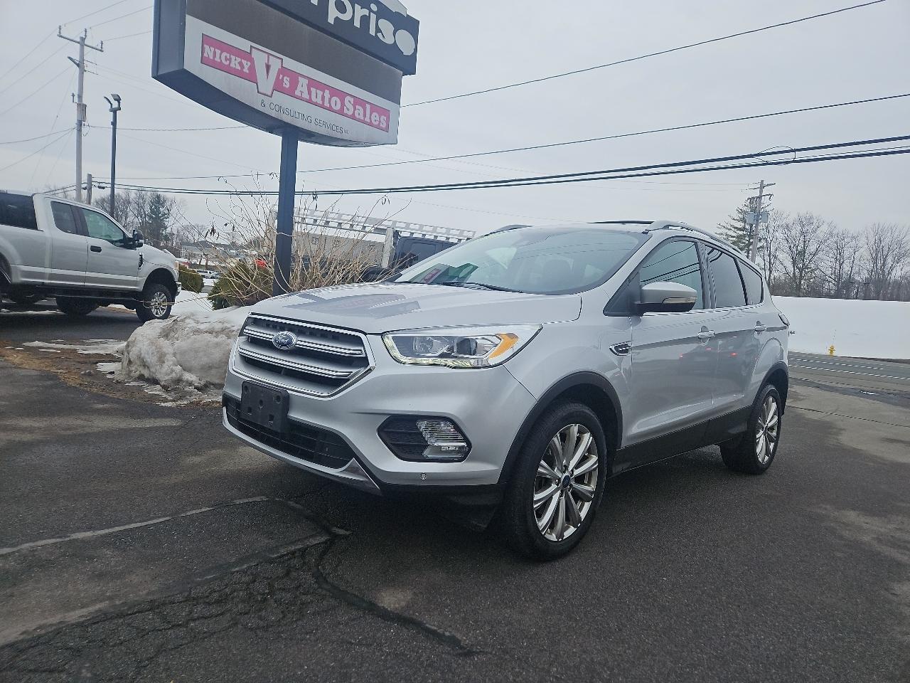 Ford Escape Titanium 4WD 2017