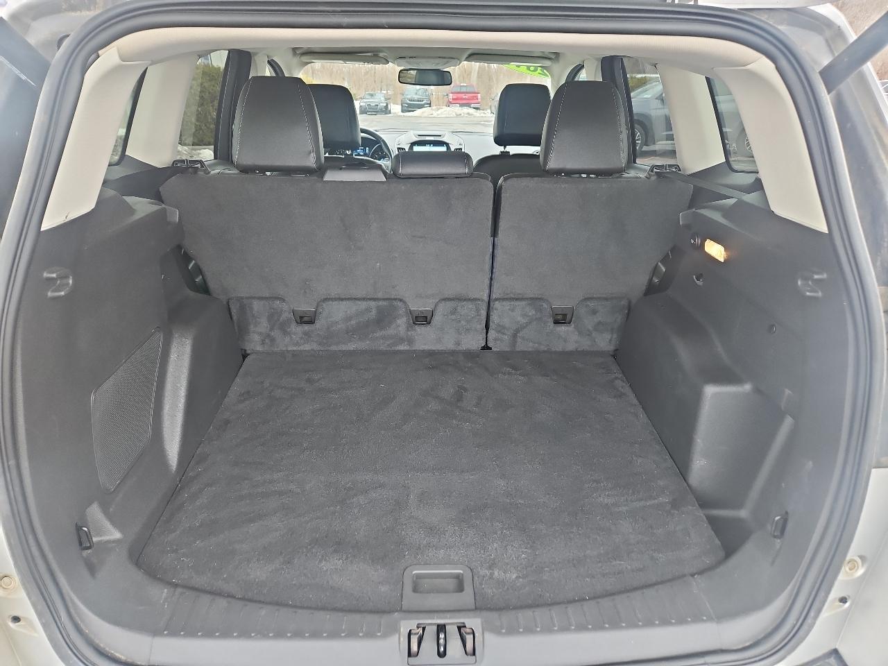 Ford Escape Titanium 4WD 2017