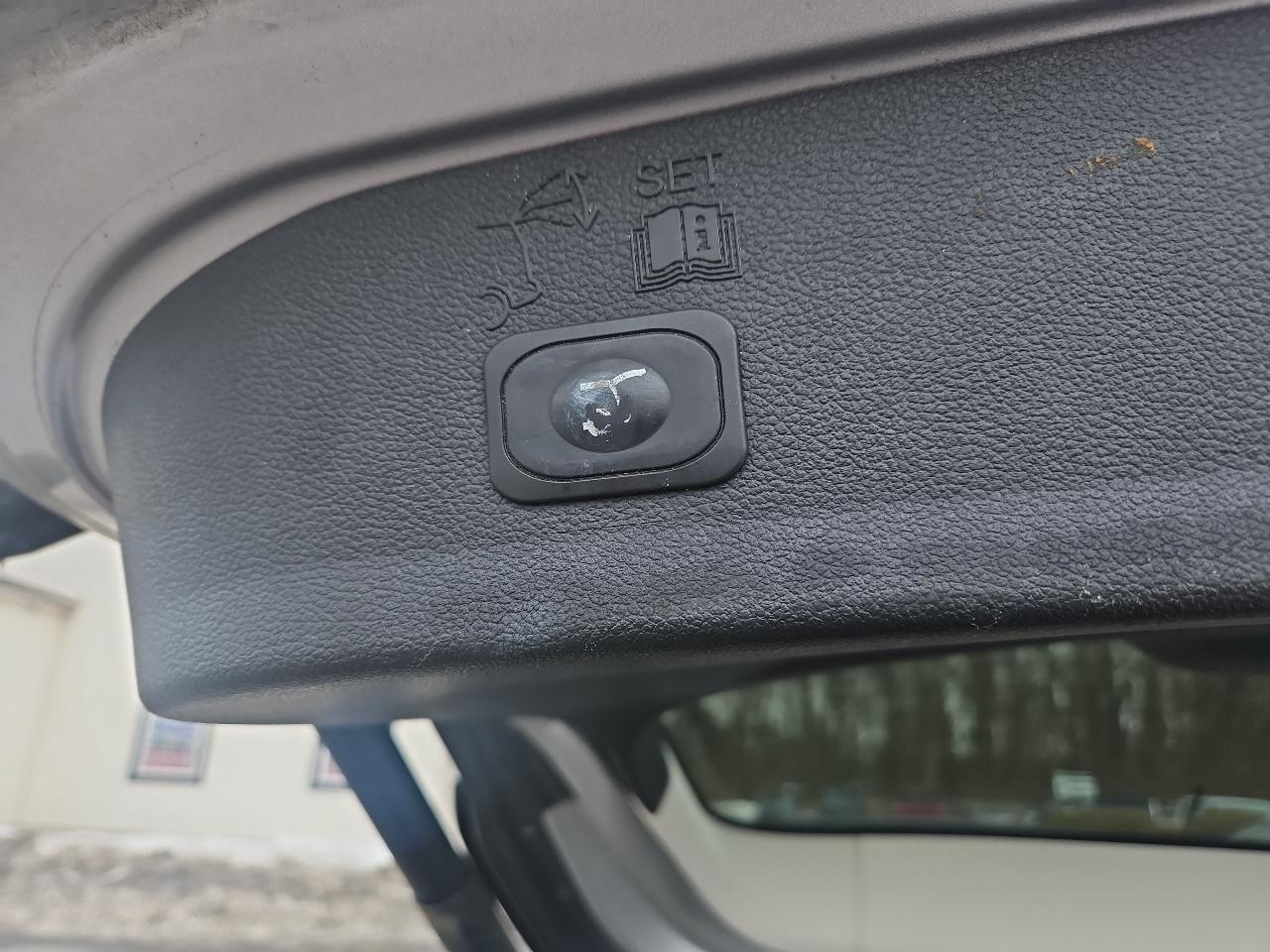 Ford Escape Titanium 4WD 2017