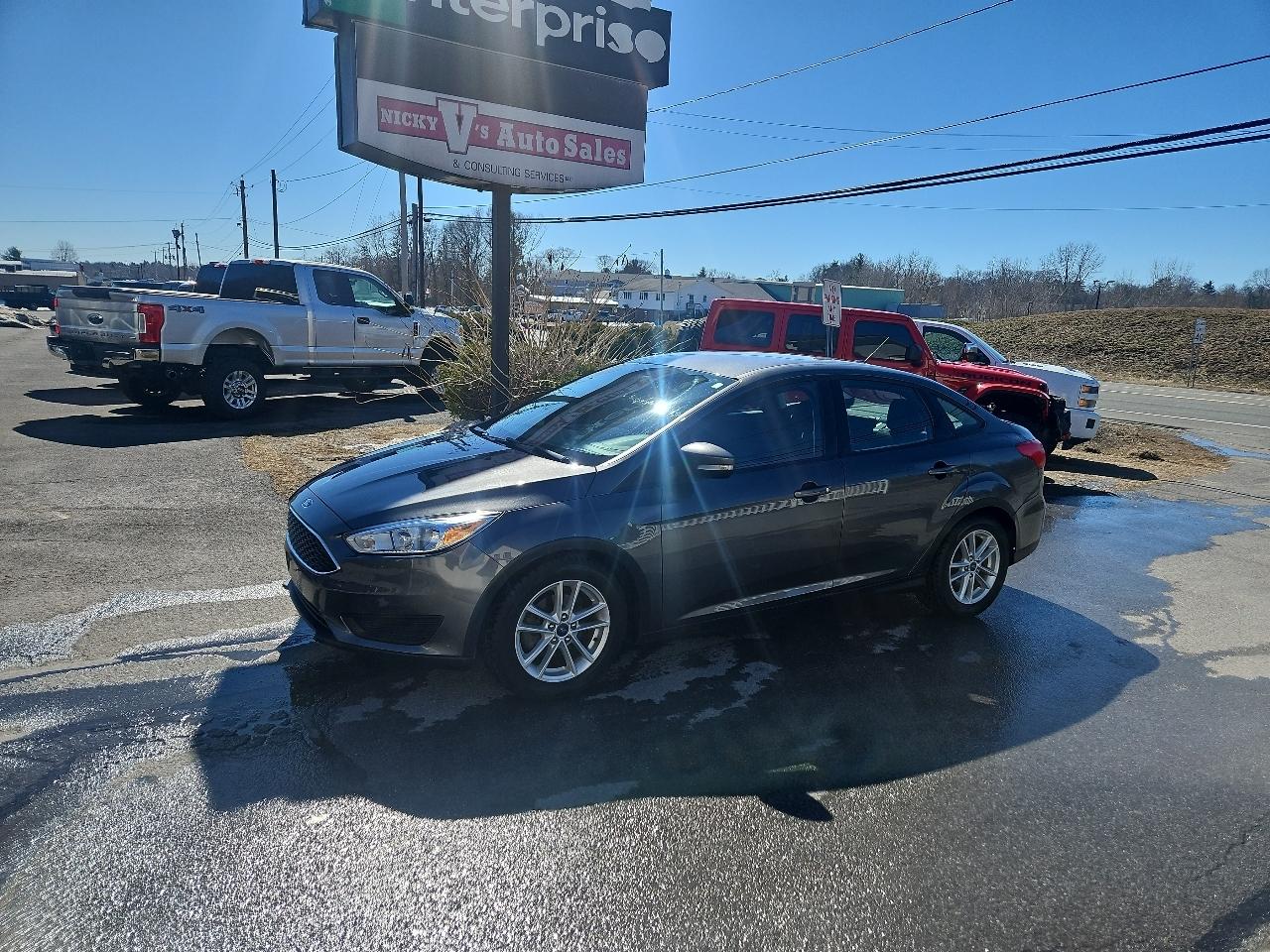 Ford Focus SE Sedan 2018