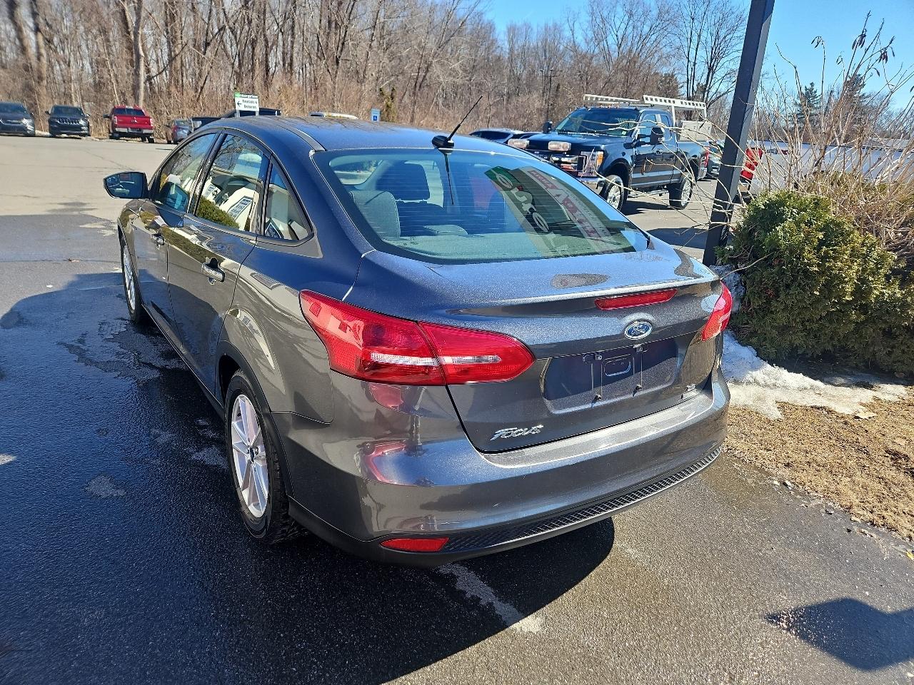 Ford Focus SE Sedan 2018