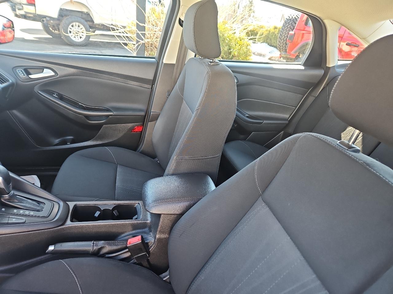 Ford Focus SE Sedan 2018