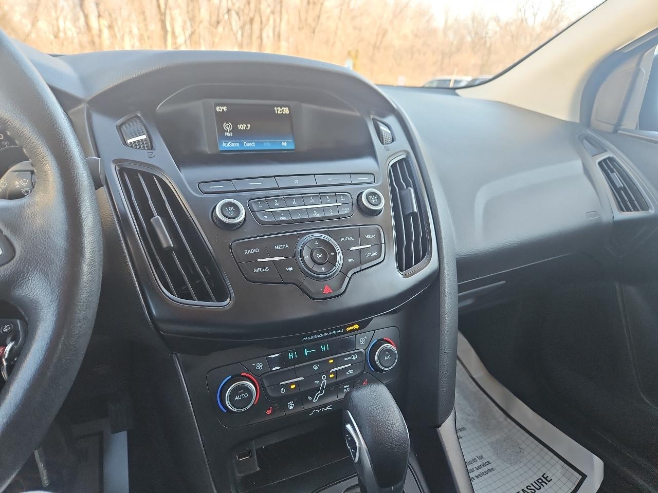 Ford Focus SE Sedan 2018