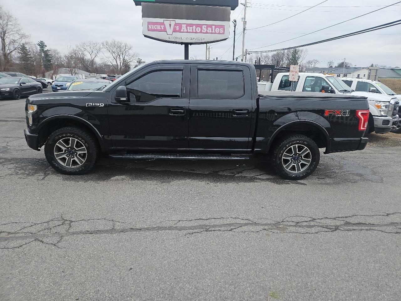 Ford F-150 4WD SuperCrew 145" XLT 2016