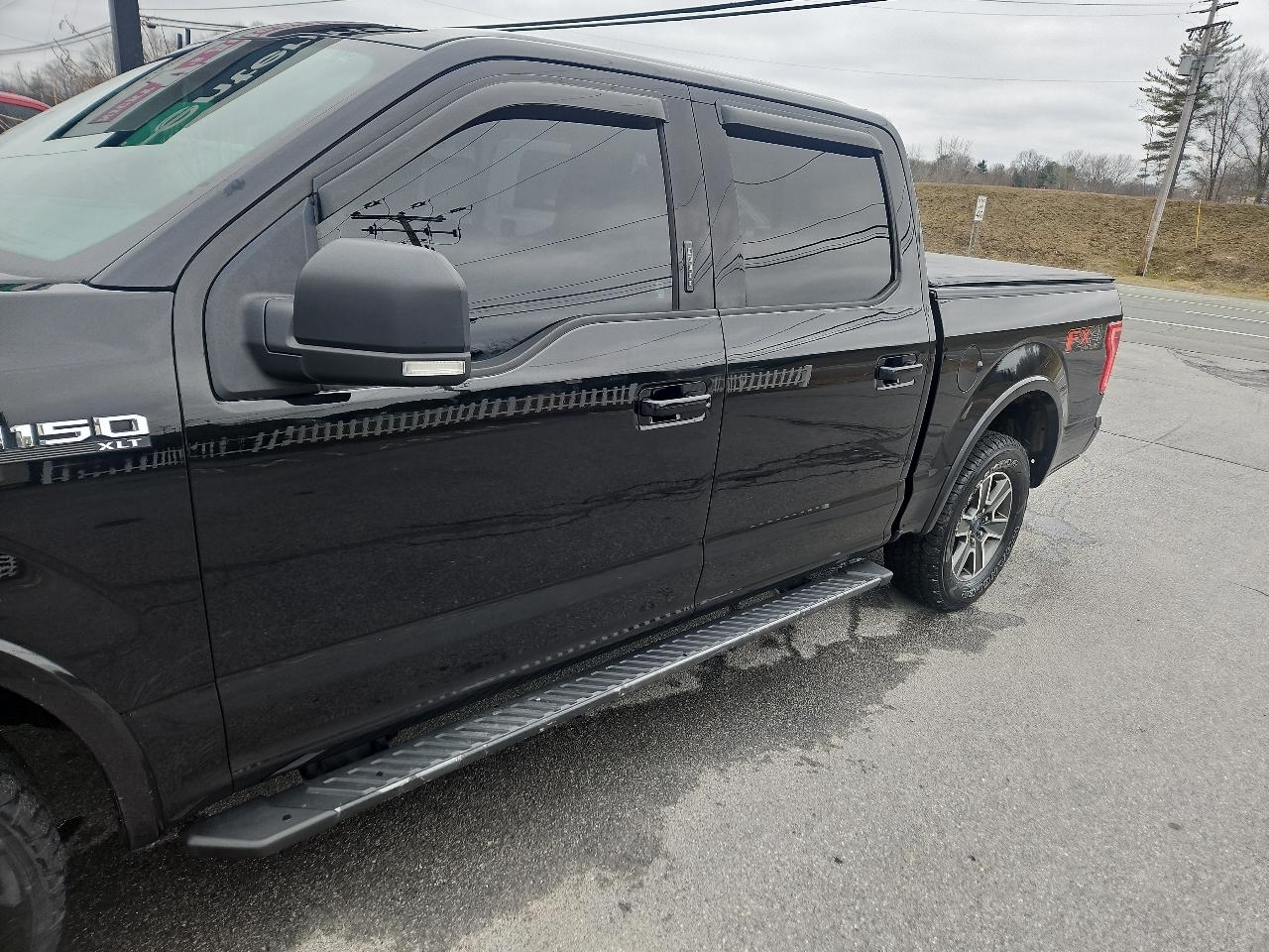 Ford F-150 4WD SuperCrew 145" XLT 2016