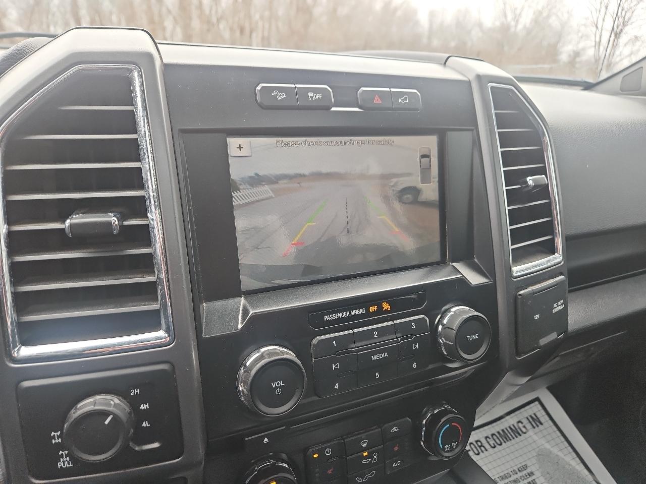 Ford F-150 4WD SuperCrew 145" XLT 2016