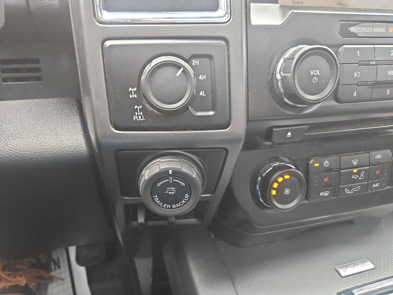 Ford F-150 4WD SuperCrew 145" XLT 2016