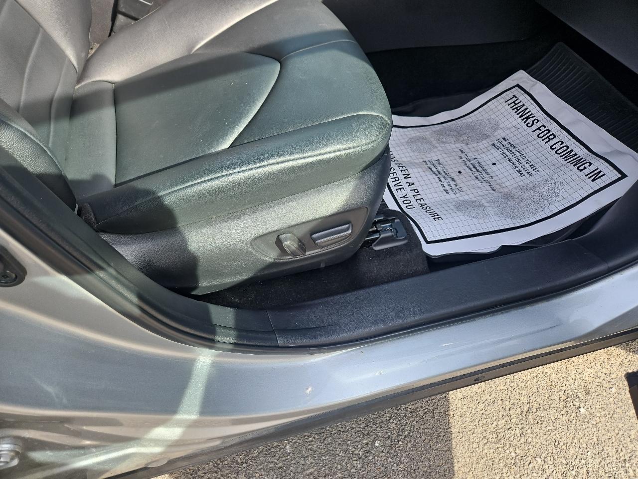 Toyota Highlander XLE AWD (Natl) 2023