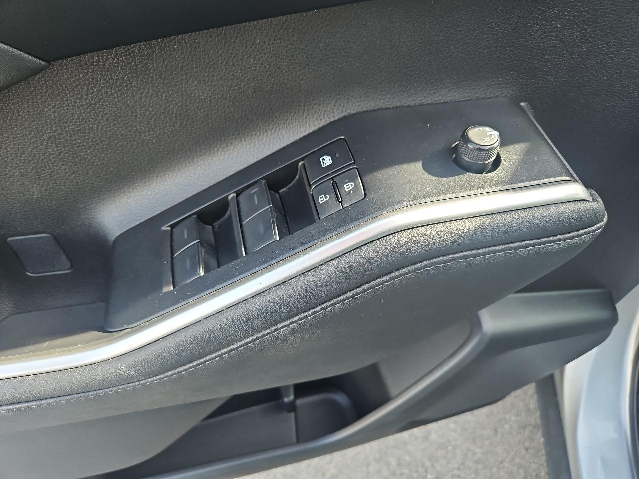 Toyota Highlander XLE AWD (Natl) 2023