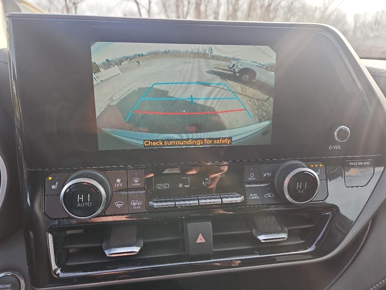 Toyota Highlander XLE AWD (Natl) 2023