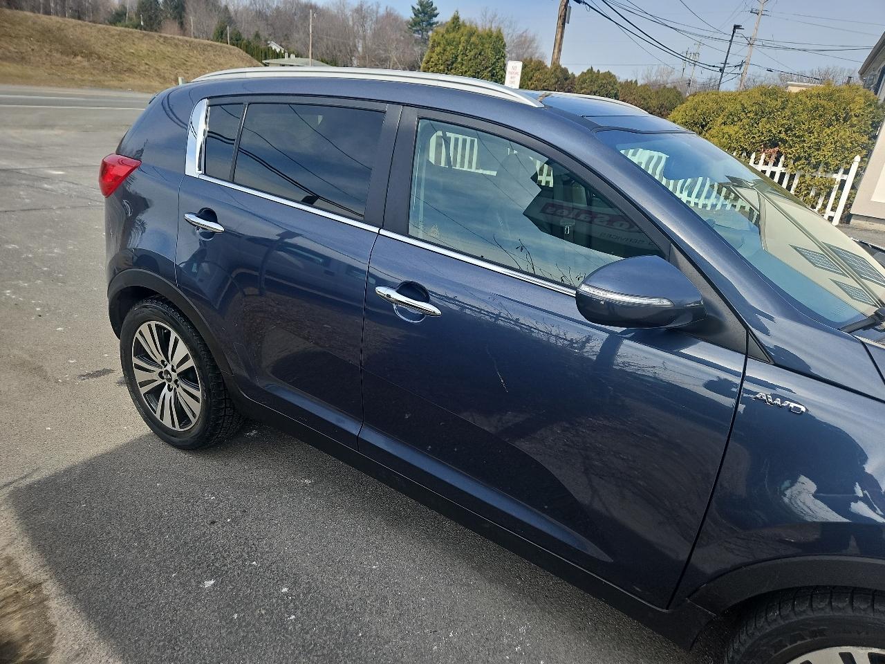 Kia Sportage AWD 4dr EX 2016