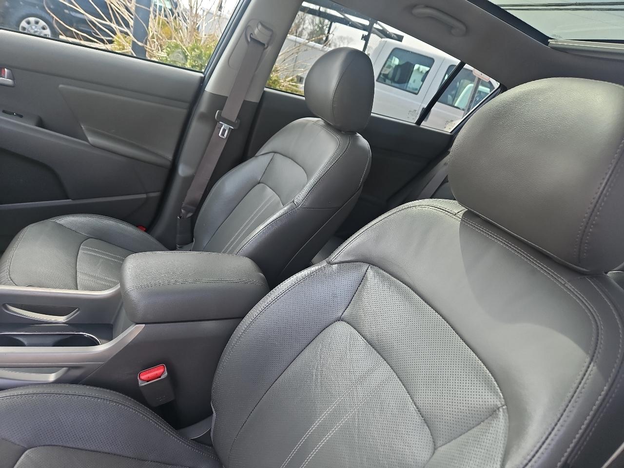 Kia Sportage AWD 4dr EX 2016