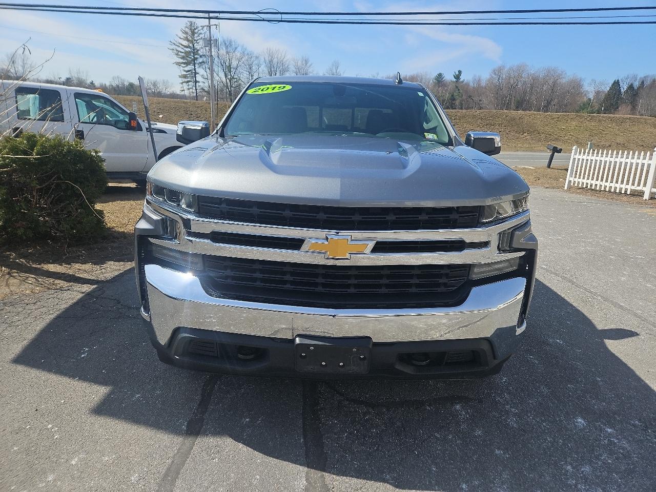 Chevrolet Silverado 1500 4WD Crew Cab 147" LT 2019