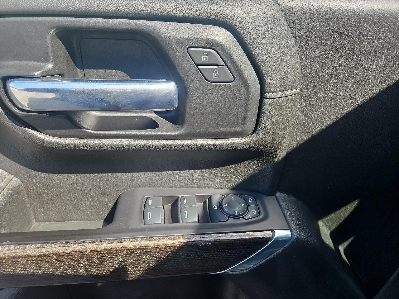 Chevrolet Silverado 1500 4WD Crew Cab 147" LT 2019