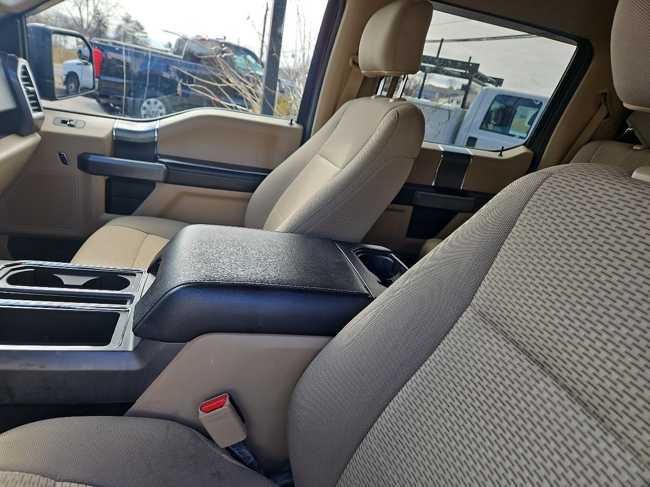 Ford F-150 XLT 4WD SuperCrew 5.5' Box 2017