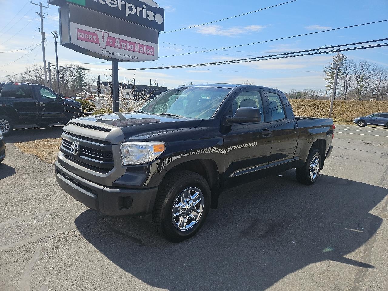 Toyota Tundra 4WD Truck Double Cab 4.6L V8 6-Spd AT SR5 (Natl) 2016