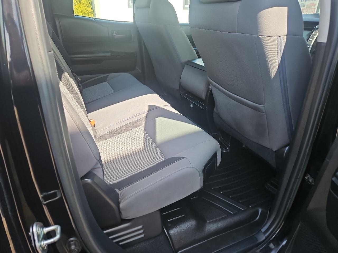 Toyota Tundra 4WD Truck Double Cab 4.6L V8 6-Spd AT SR5 (Natl) 2016