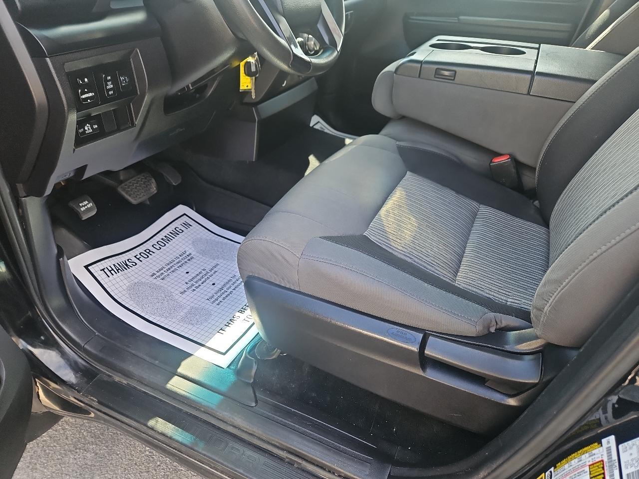 Toyota Tundra 4WD Truck Double Cab 4.6L V8 6-Spd AT SR5 (Natl) 2016