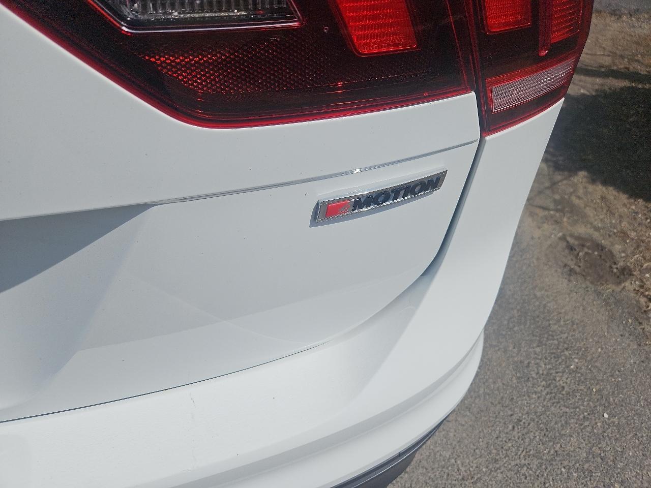 Volkswagen Tiguan 2.0T SEL R-Line Black 4MOTION 2019