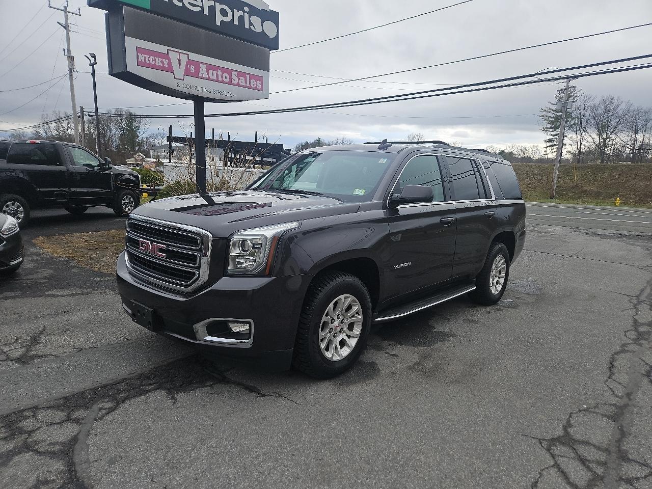 GMC Yukon 4WD 4dr SLT 2017