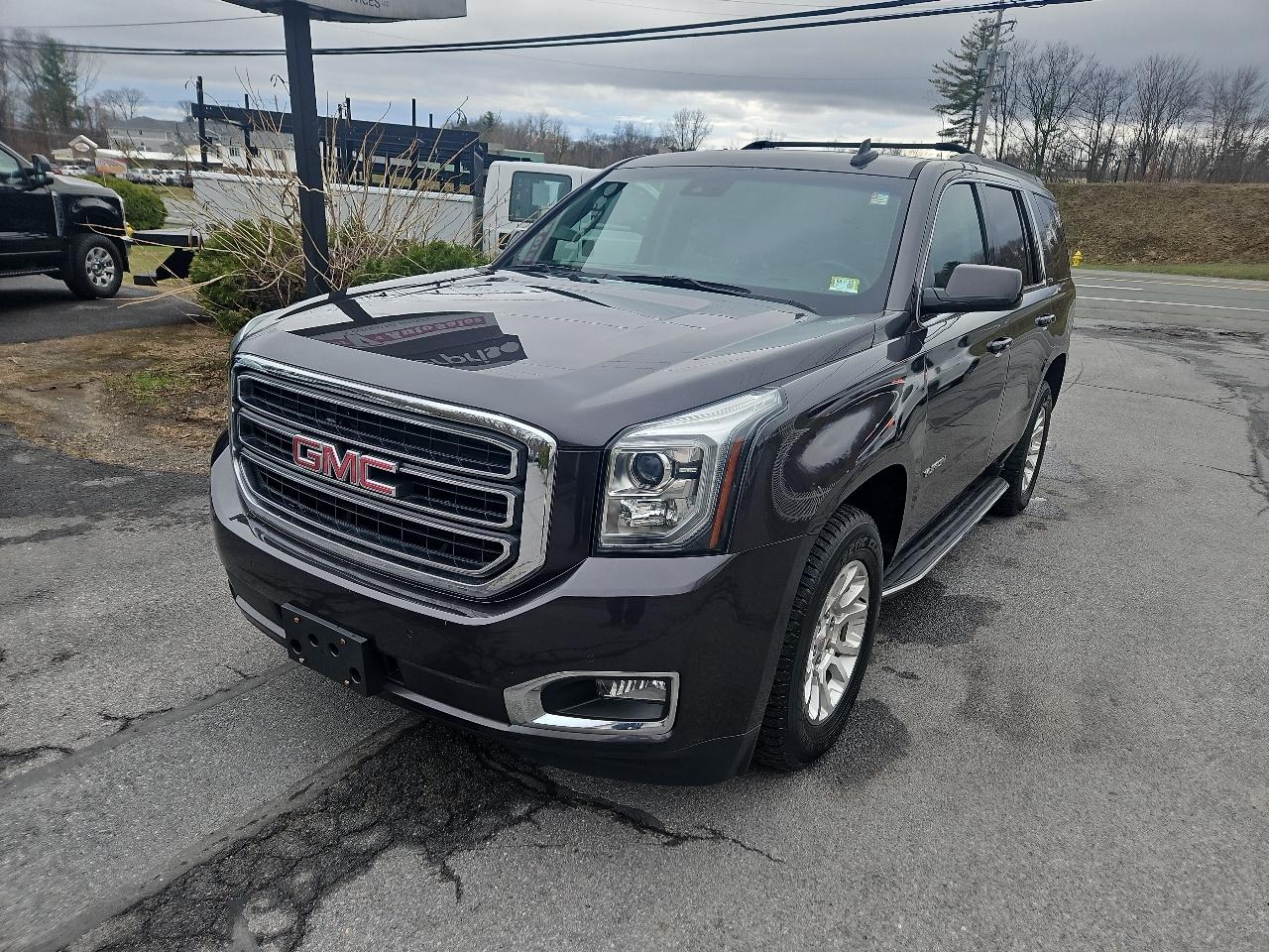 GMC Yukon 4WD 4dr SLT 2017
