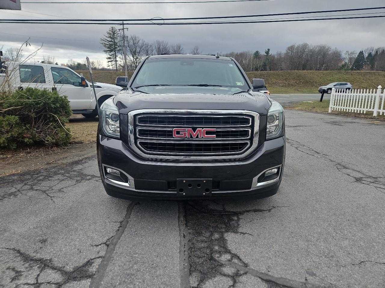 GMC Yukon 4WD 4dr SLT 2017
