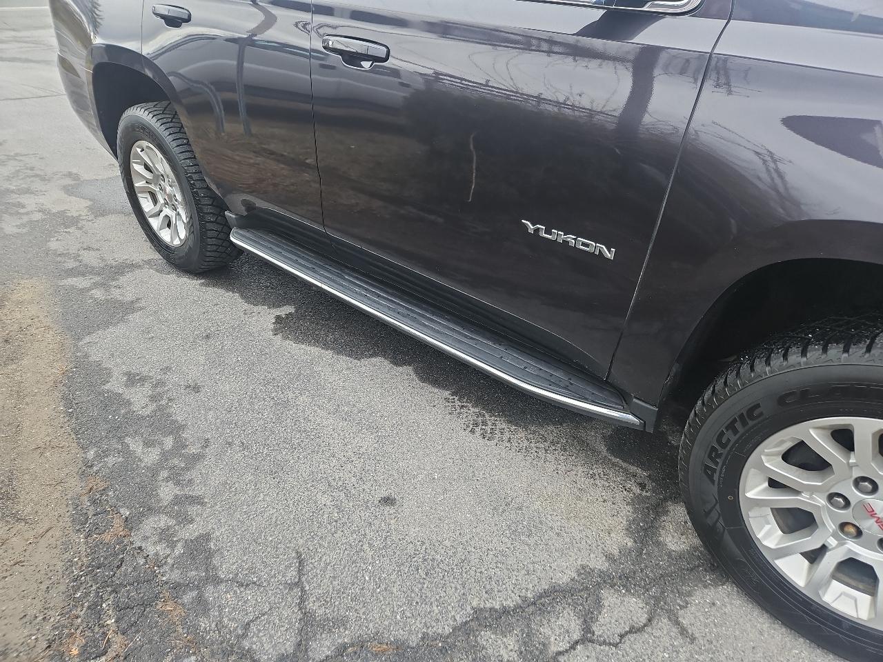 GMC Yukon 4WD 4dr SLT 2017