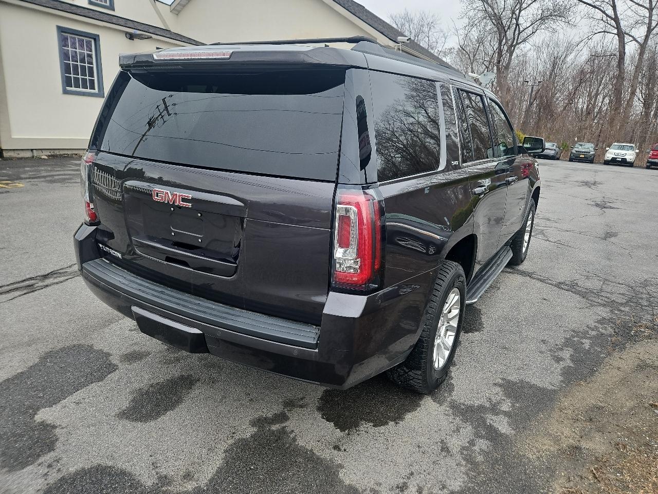 GMC Yukon 4WD 4dr SLT 2017