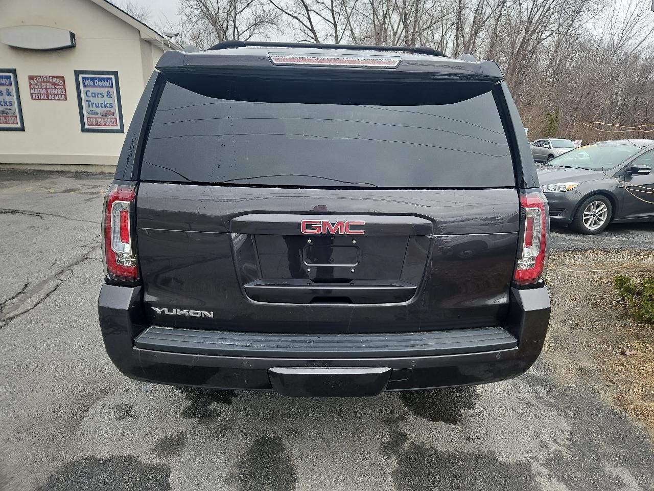 GMC Yukon 4WD 4dr SLT 2017