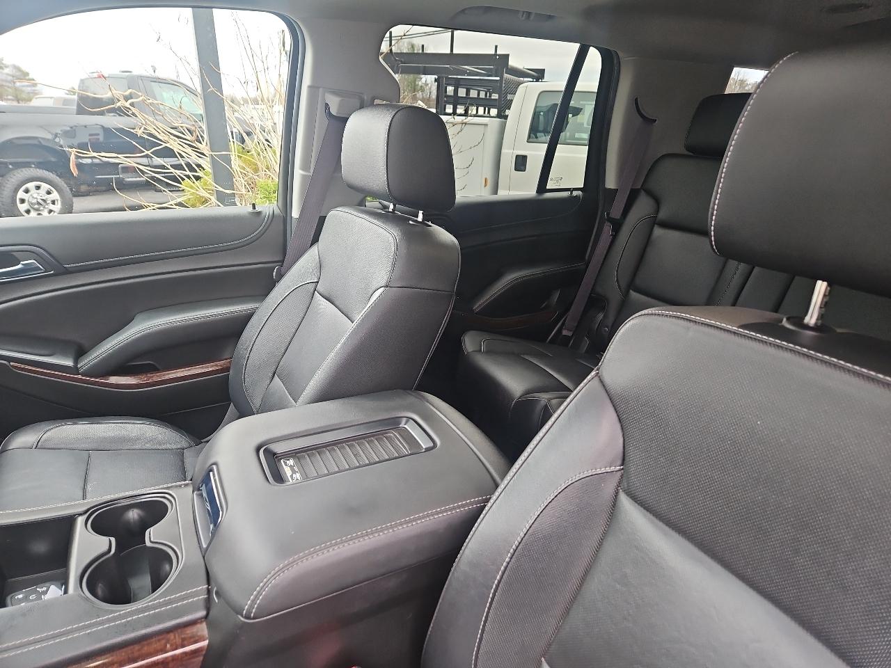 GMC Yukon 4WD 4dr SLT 2017