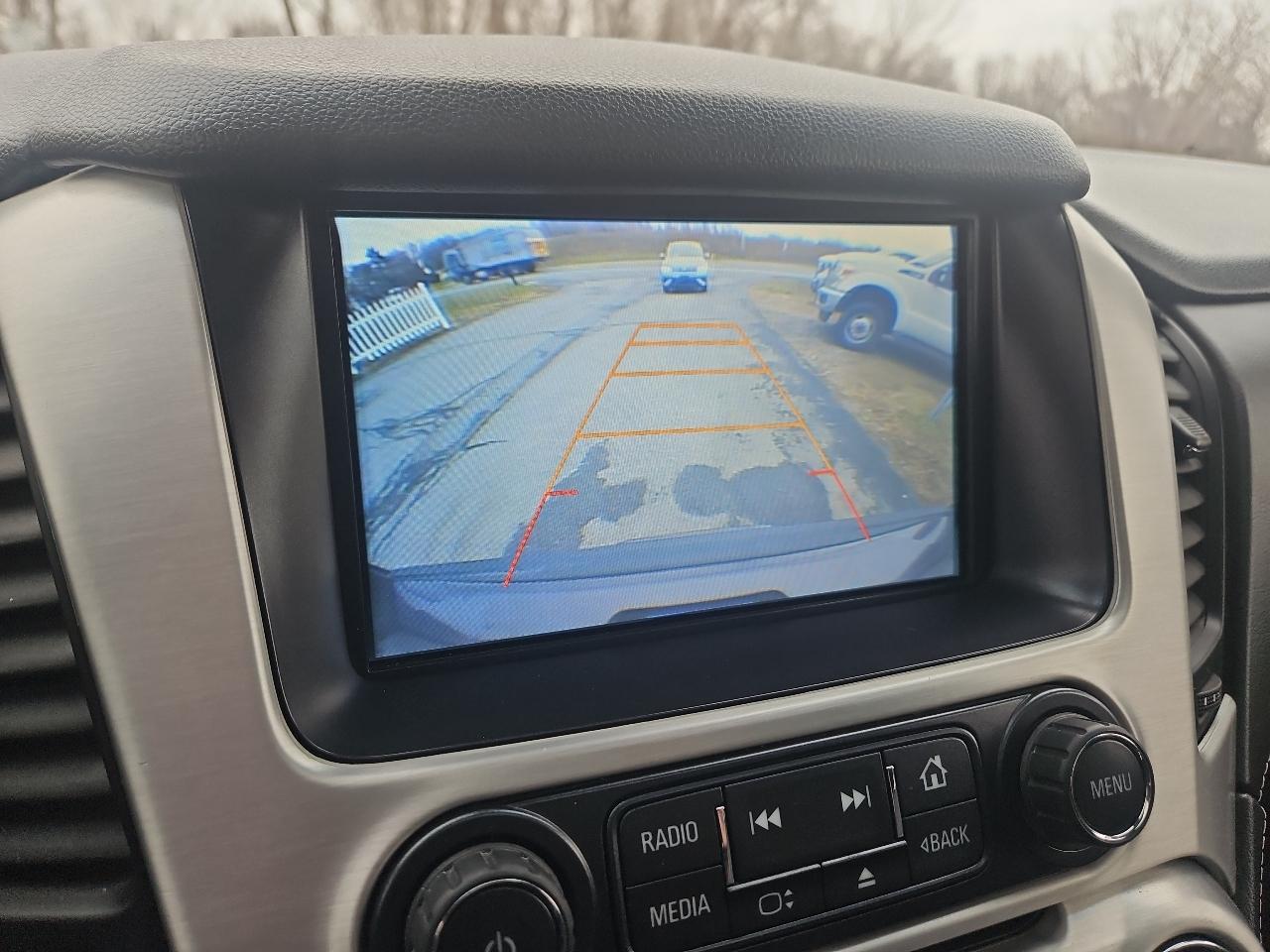 GMC Yukon 4WD 4dr SLT 2017