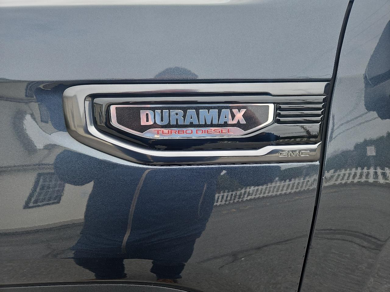 GMC Sierra 1500 4WD Crew Cab 147" AT4 2021