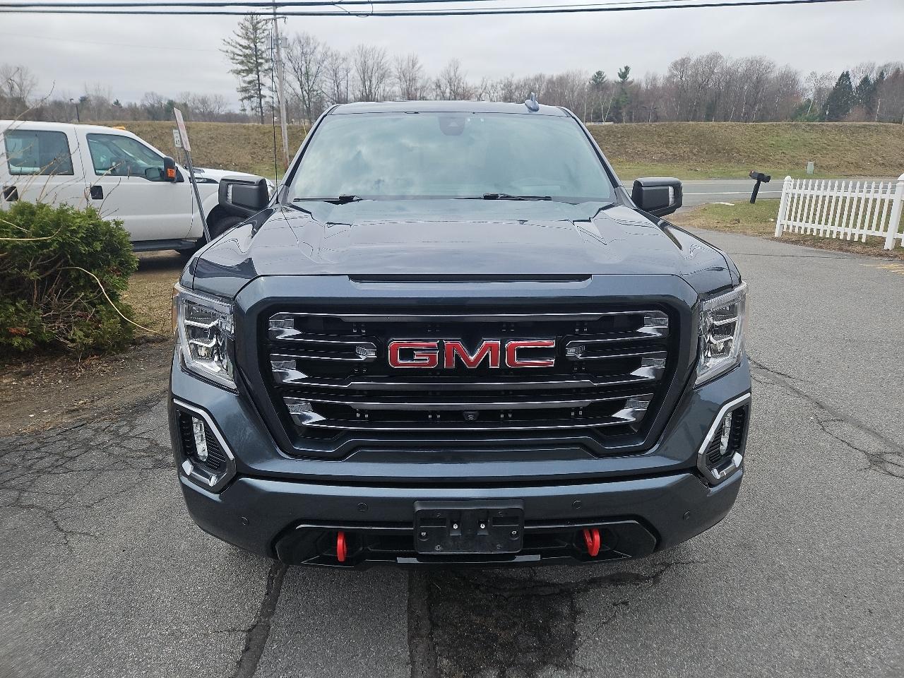 GMC Sierra 1500 4WD Crew Cab 147" AT4 2021