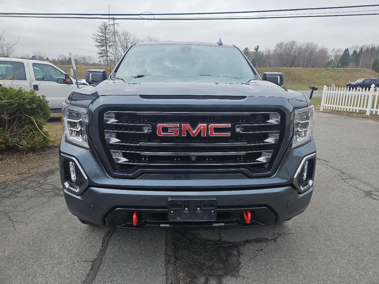 GMC Sierra 1500 4WD Crew Cab 147" AT4 2021