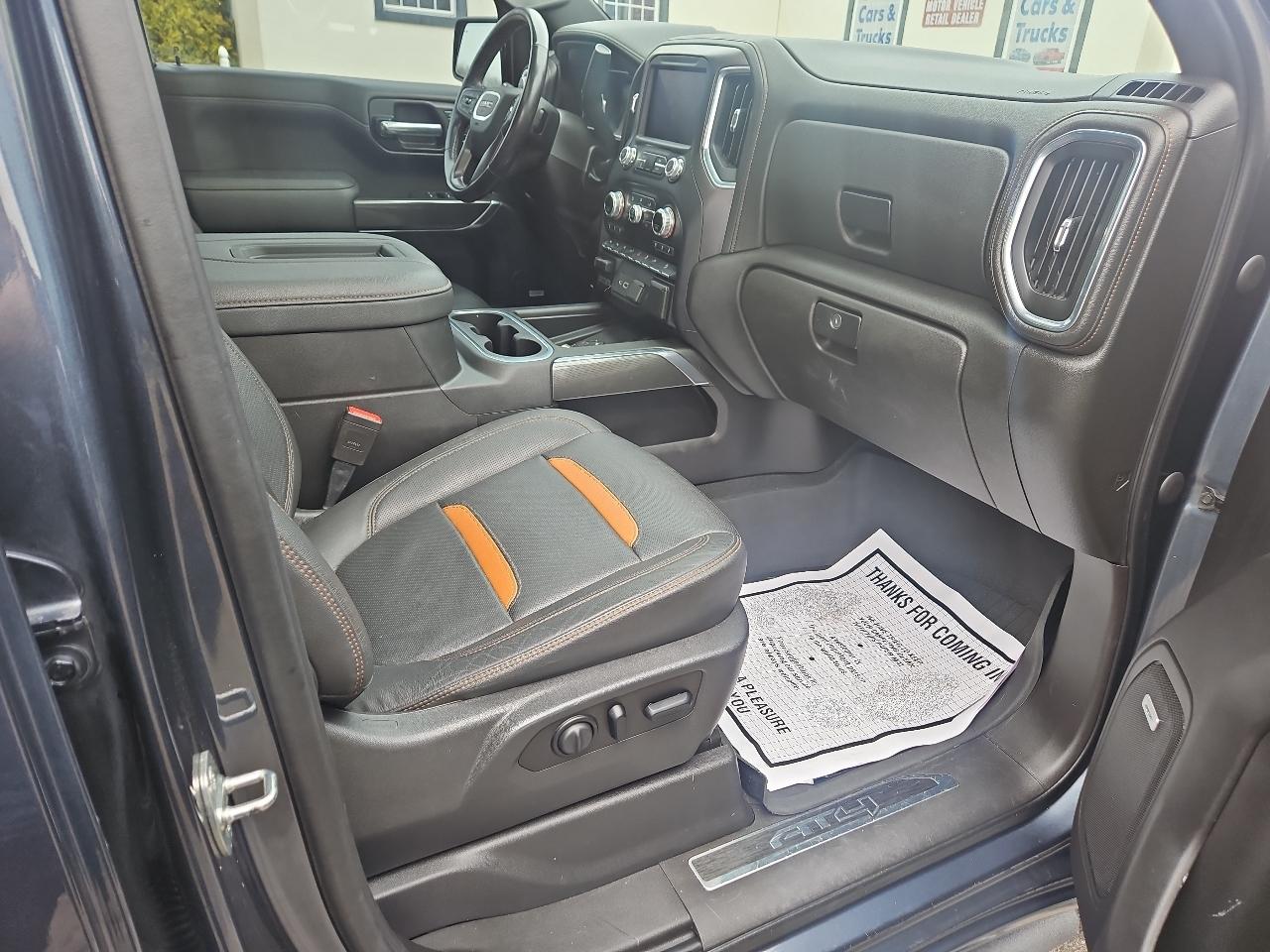 GMC Sierra 1500 4WD Crew Cab 147" AT4 2021