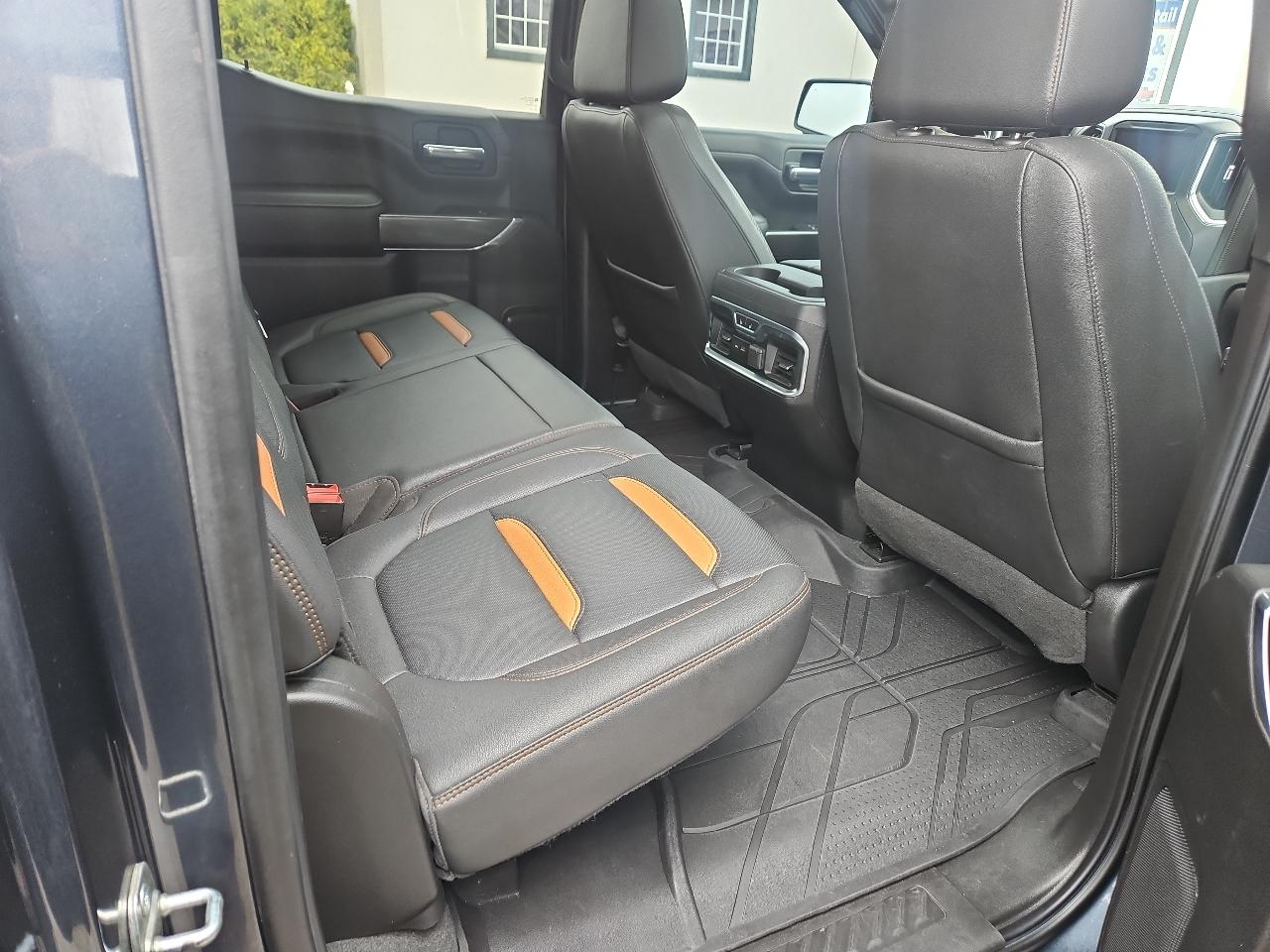 GMC Sierra 1500 4WD Crew Cab 147" AT4 2021